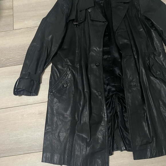 Seville Black Leather Trench Coat Size 44R - Picture 3 of 15